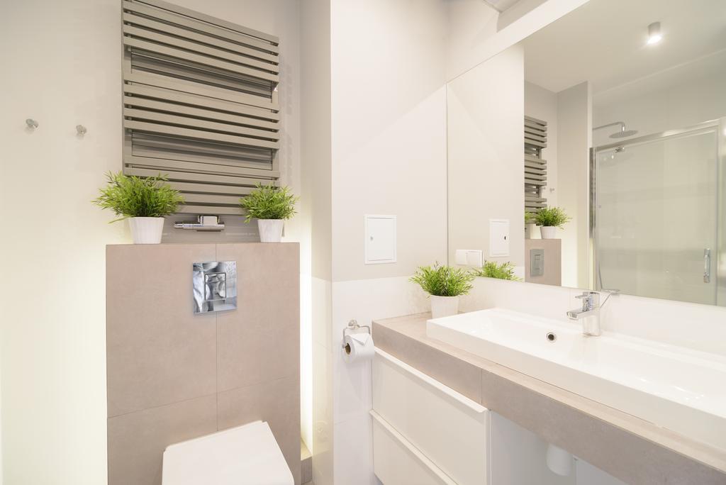 Na Grobli 16A Apartment Wroclaw Bagian luar foto