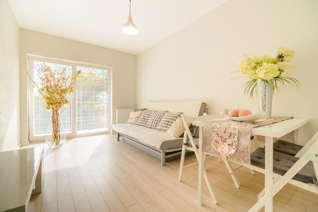 Na Grobli 16A Apartment Wroclaw Bagian luar foto