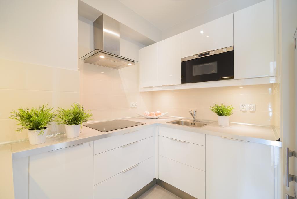 Na Grobli 16A Apartment Wroclaw Bagian luar foto