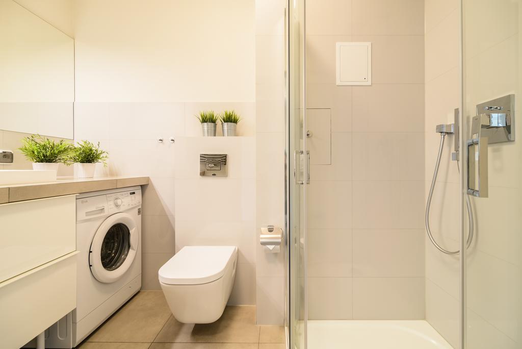 Na Grobli 16A Apartment Wroclaw Bagian luar foto