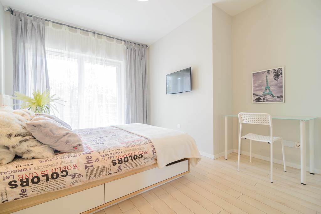 Na Grobli 16A Apartment Wroclaw Bagian luar foto