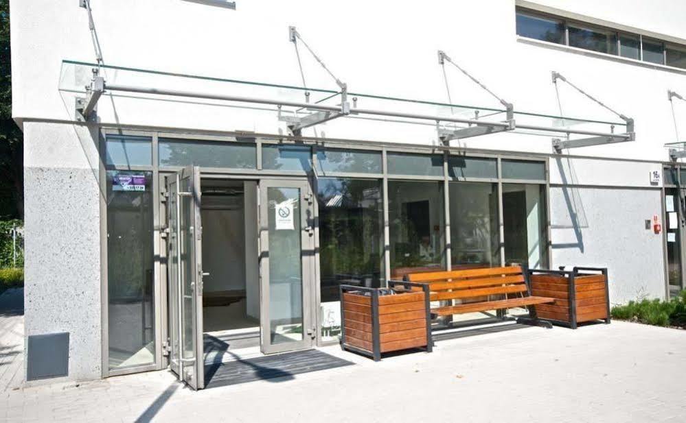 Na Grobli 16A Apartment Wroclaw Bagian luar foto